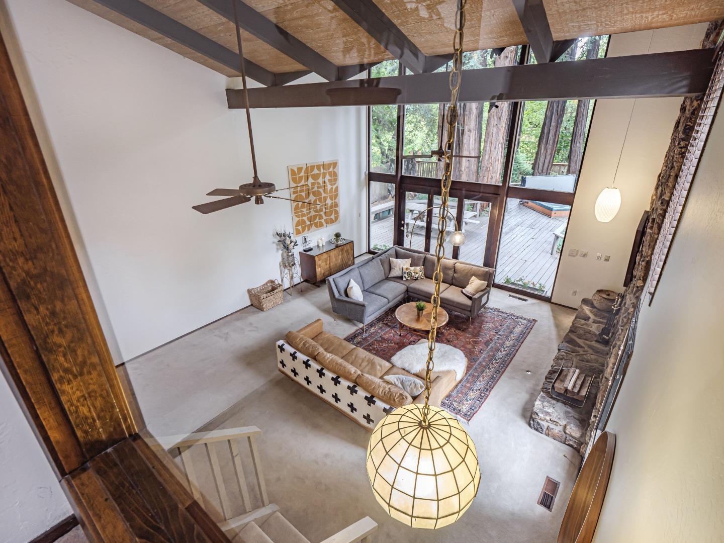 251 Sunnycroft Road