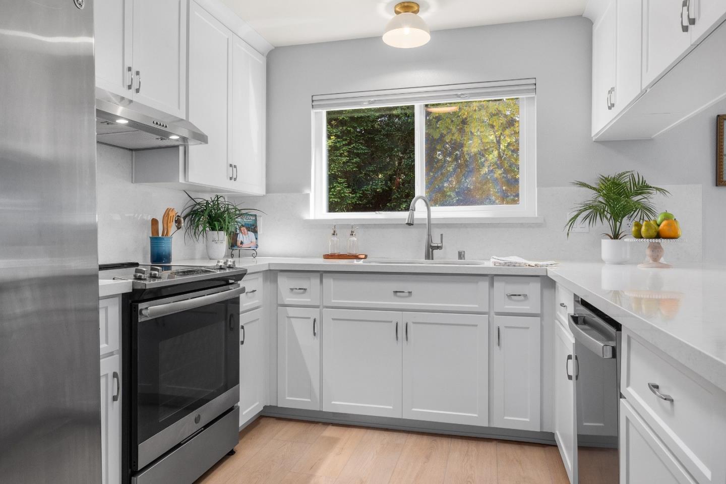 6321 Imperial Court