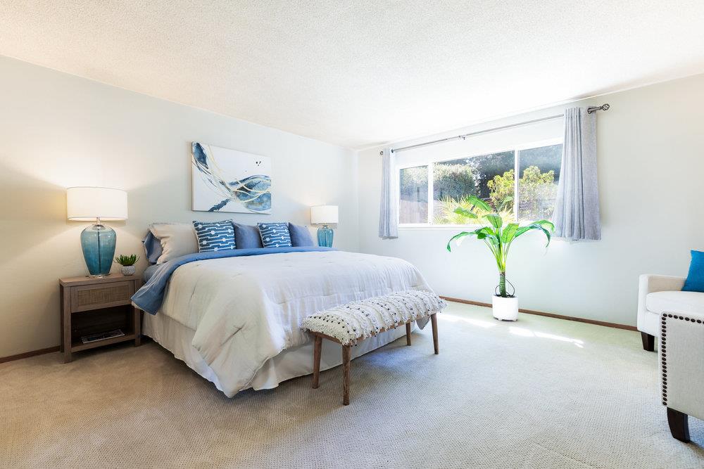 116 South Navarra Drive