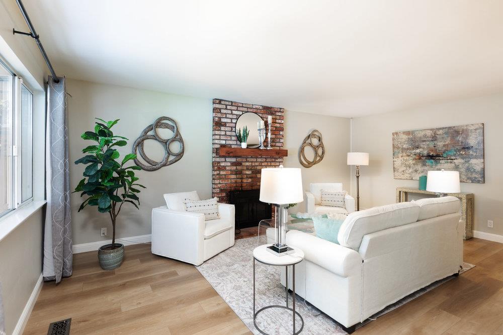 116 South Navarra Drive