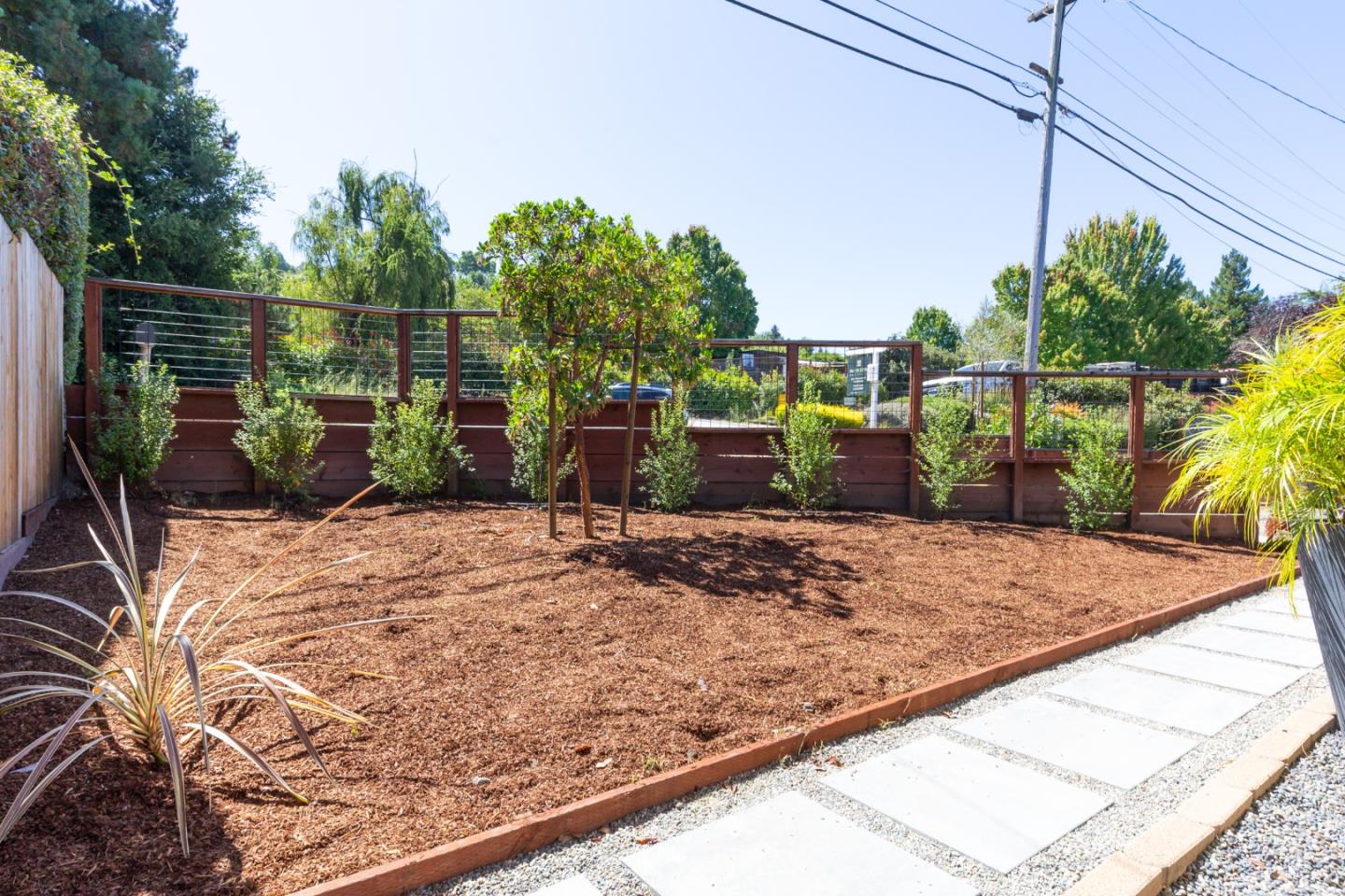 116 South Navarra Drive