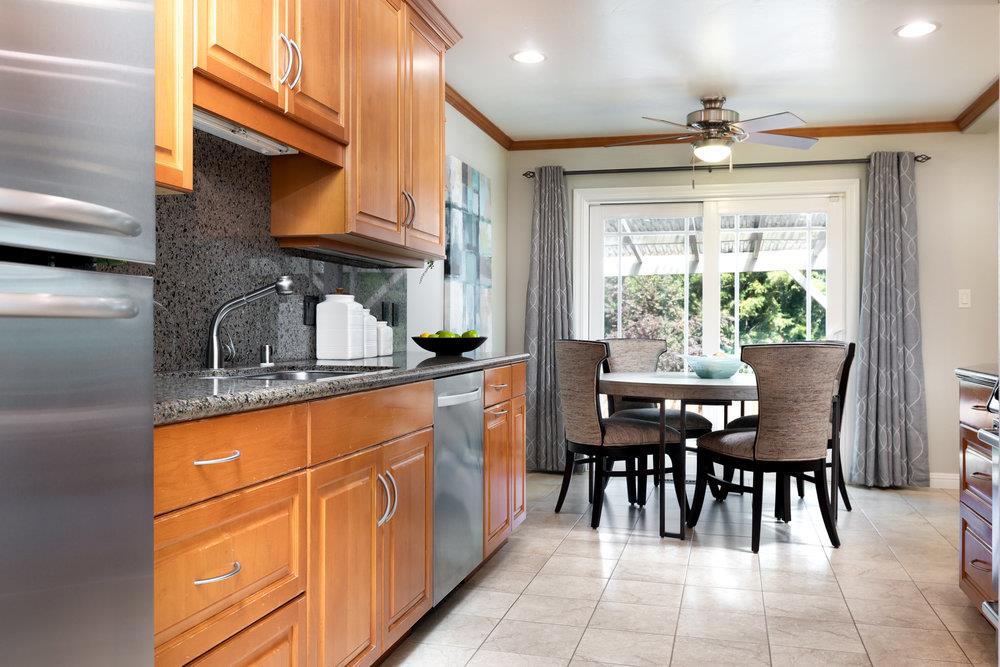 116 South Navarra Drive