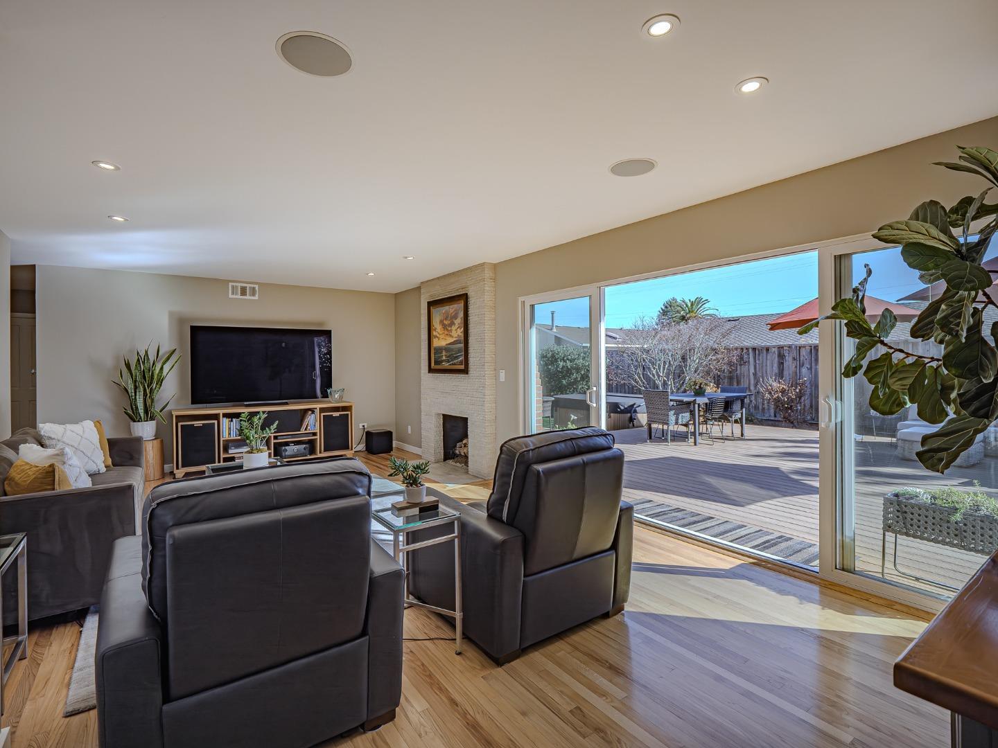 342 Cabrillo Avenue