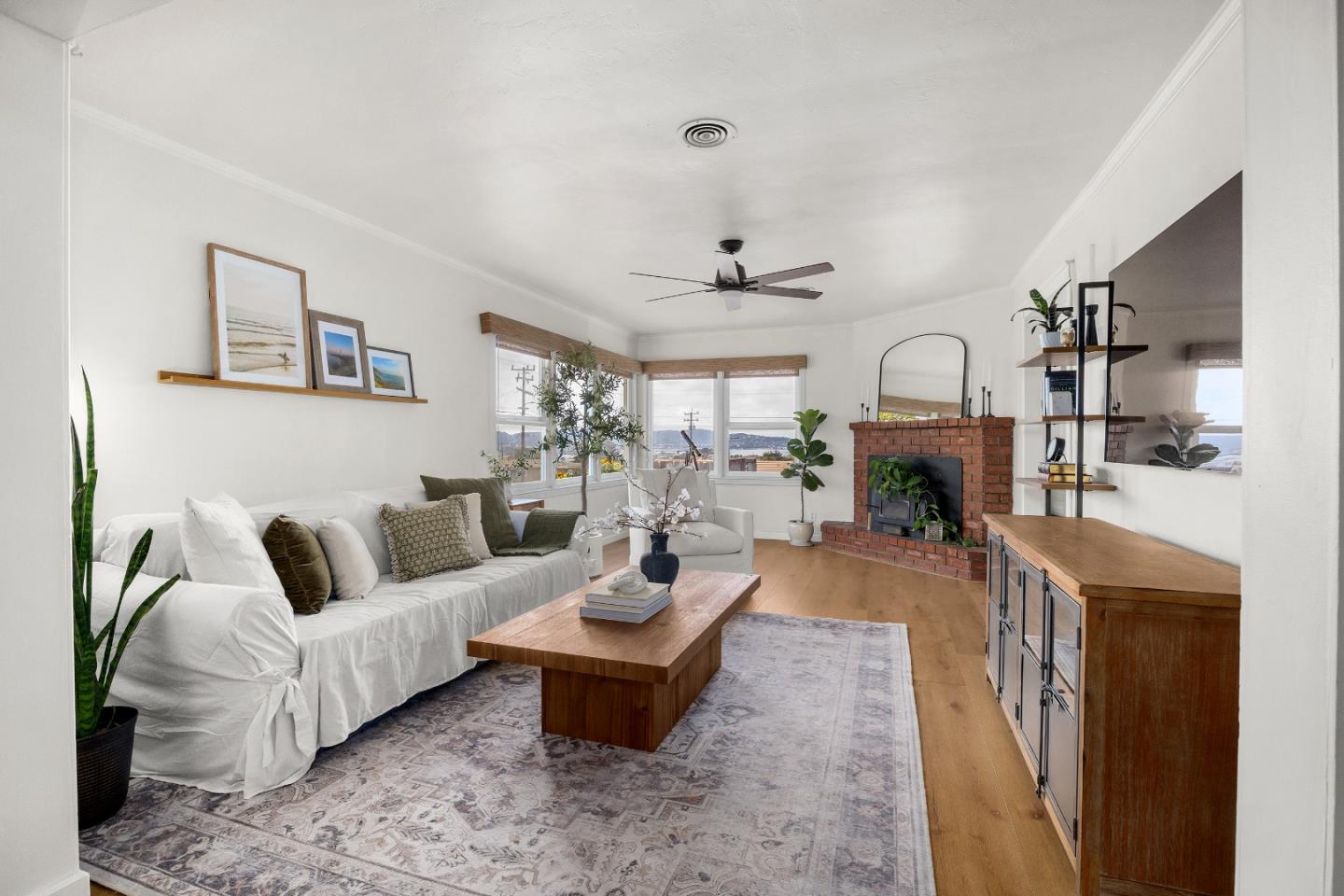 1655 Ord Grove Avenue