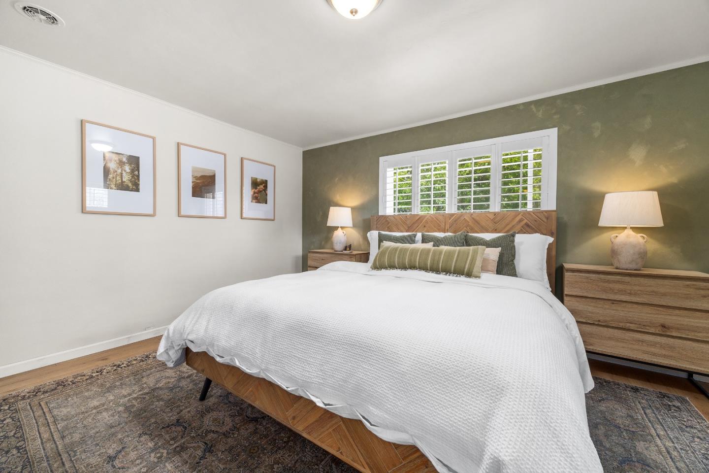 1655 Ord Grove Avenue