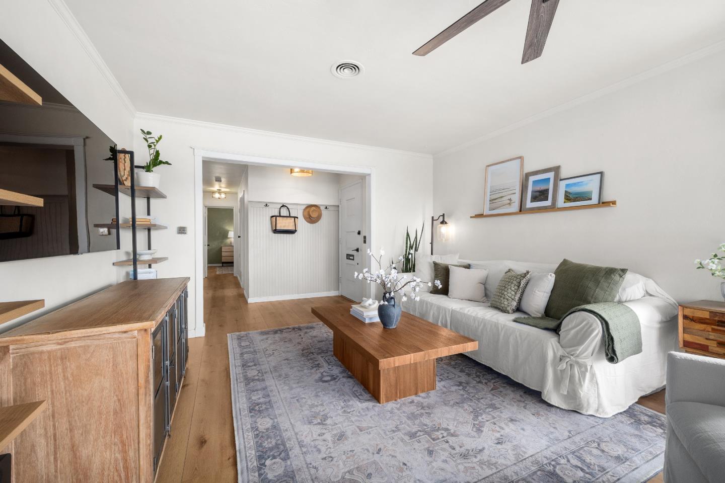 1655 Ord Grove Avenue