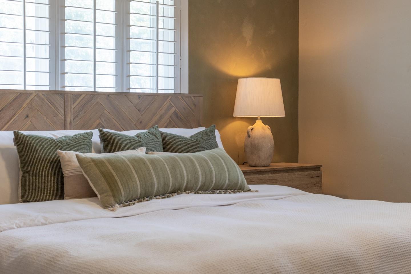 1655 Ord Grove Avenue