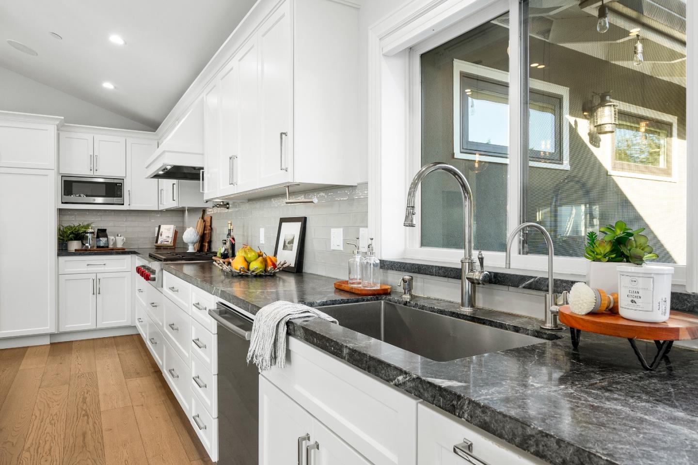 124 Lagunitas Court