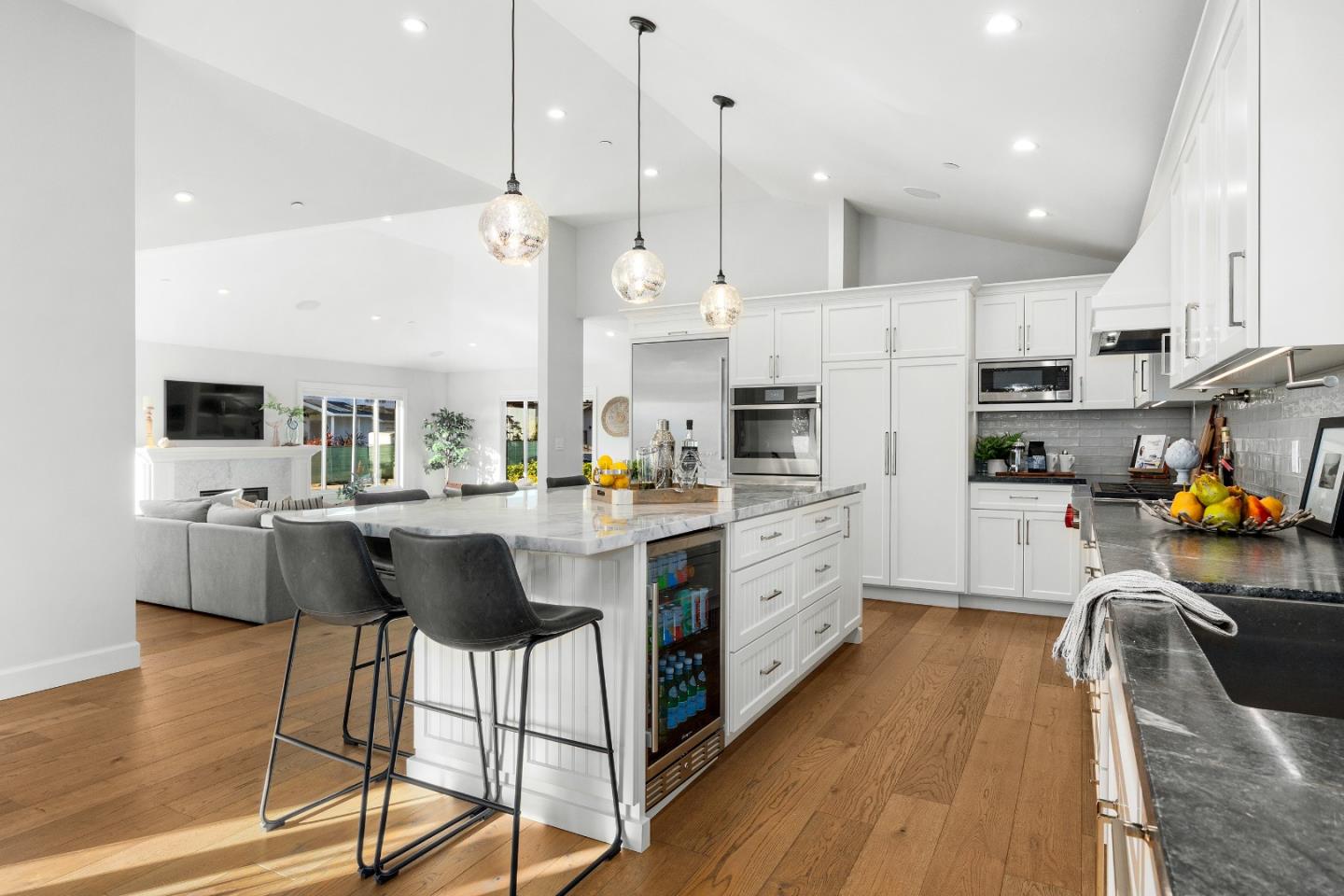 124 Lagunitas Court