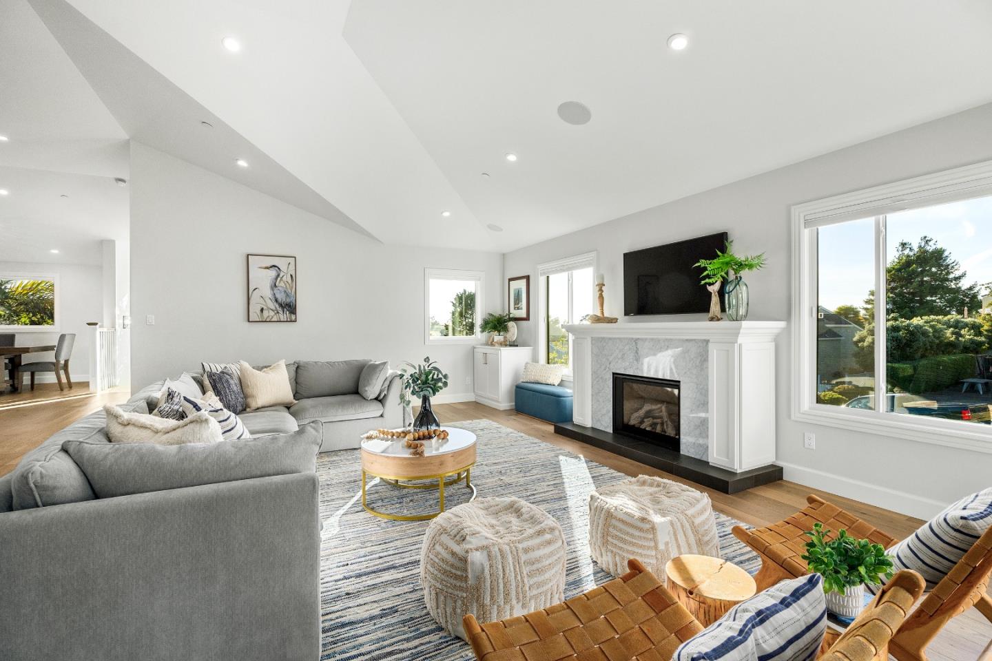 124 Lagunitas Court