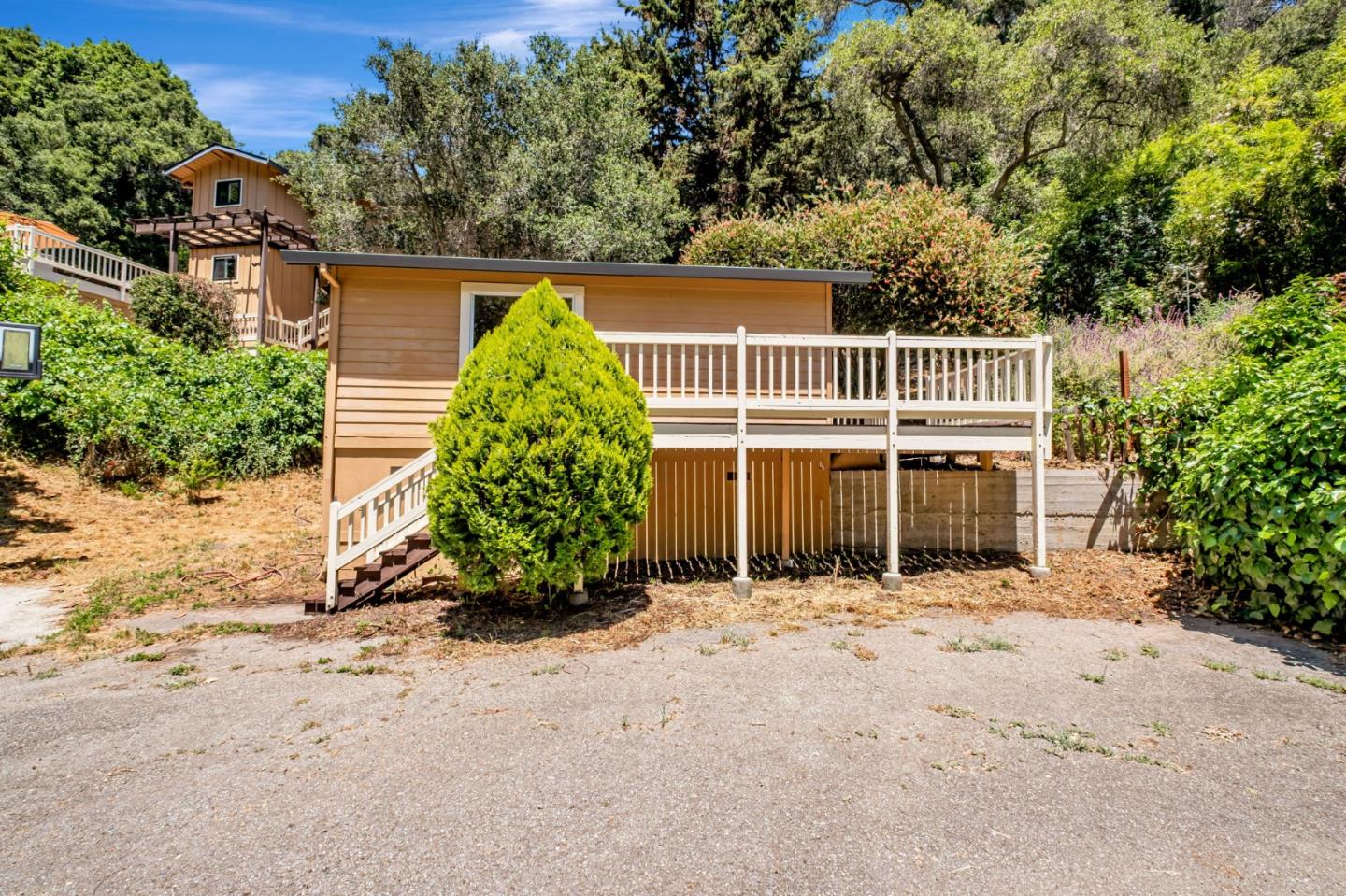 4858 Freedom Boulevard