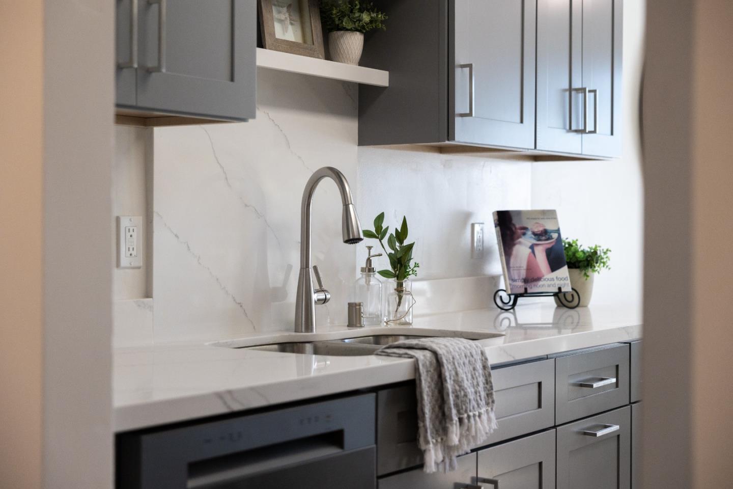 1925 46th Avenue 148