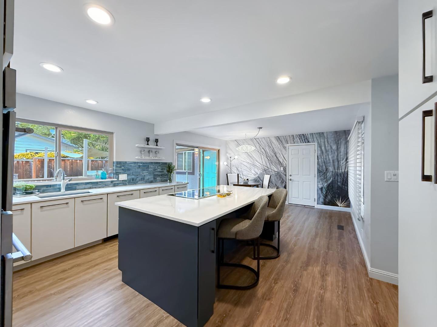 209 Bean Creek RD