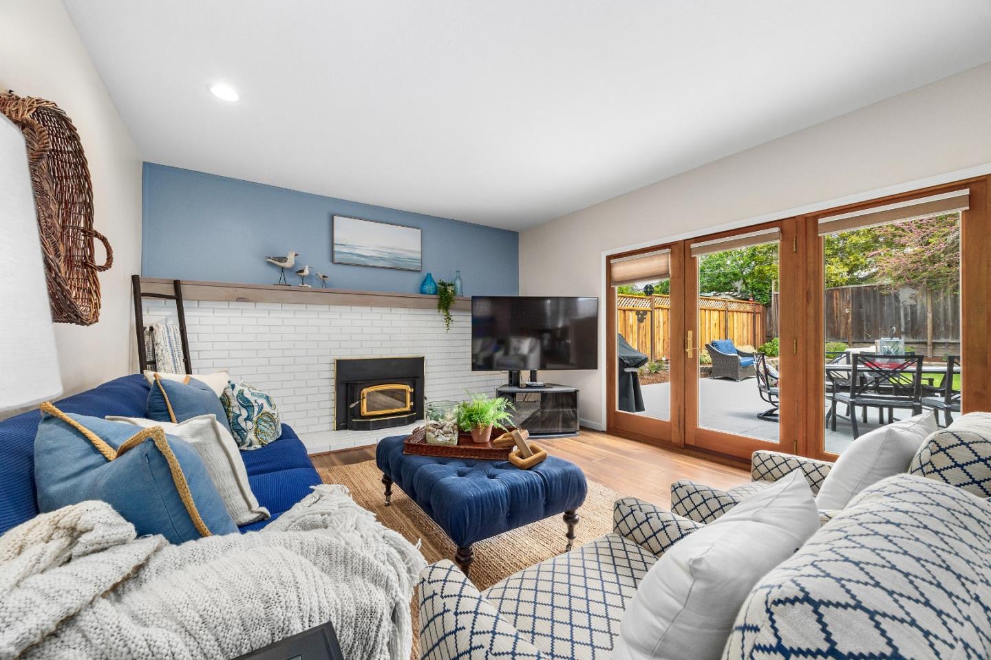 200 Magellan Street