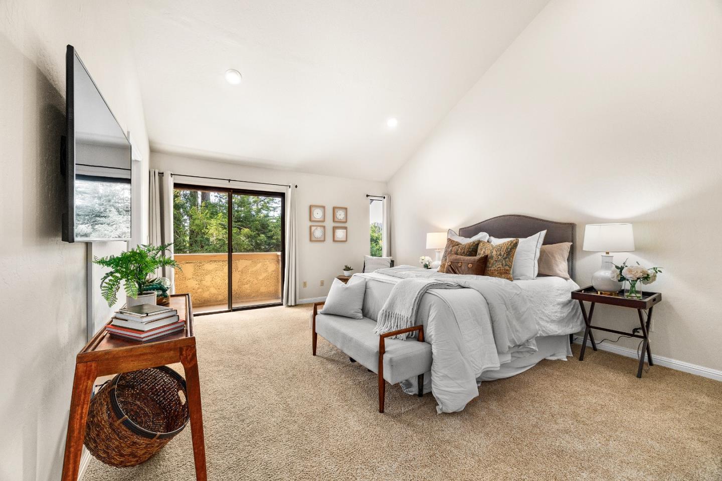 3047 Arlington Drive