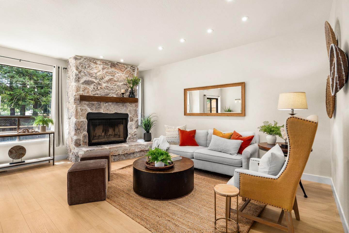 3047 Arlington Drive