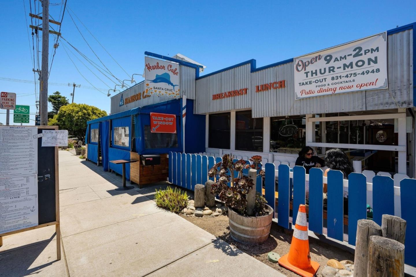 1200 Capitola Road 7