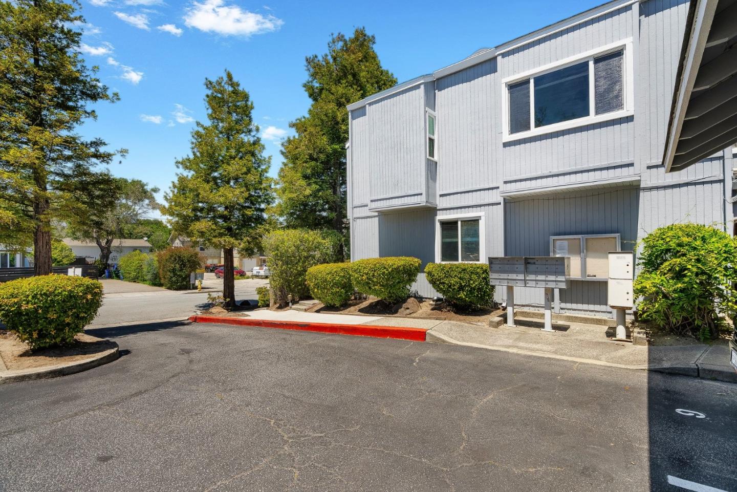 1200 Capitola Road 7