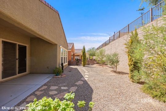 839 Country Grove Ln