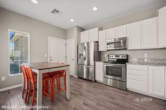 839 Country Grove Ln