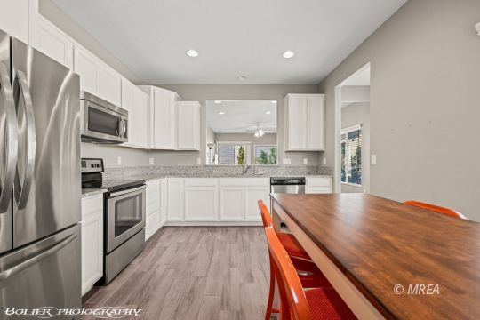 839 Country Grove Ln