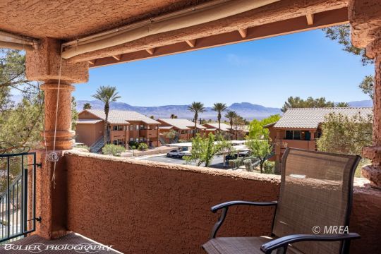 901 Springs Dr #201