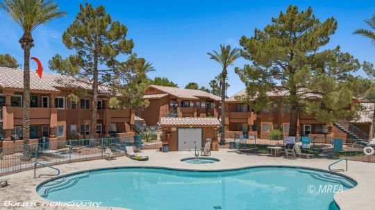 901 Springs Dr #201