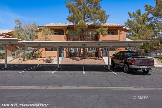 901 Springs Dr #201