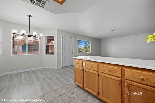 962 Springs Dr #202