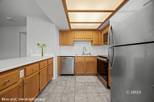 962 Springs Dr #202