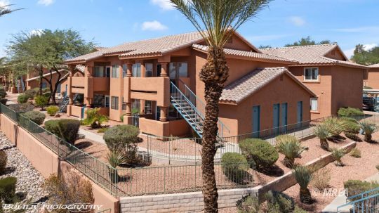 797 Springs Dr #102