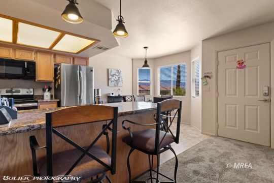 797 Springs Dr #102