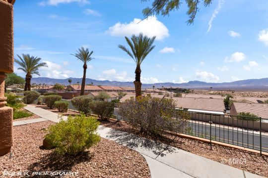 797 Springs Dr #102