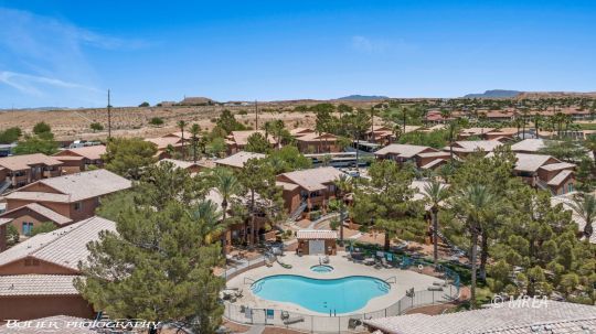 797 Springs Dr #102
