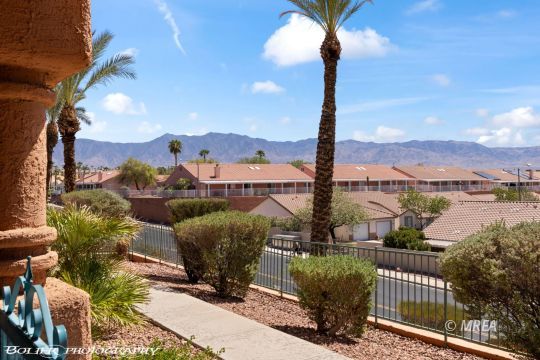 797 Springs Dr #102