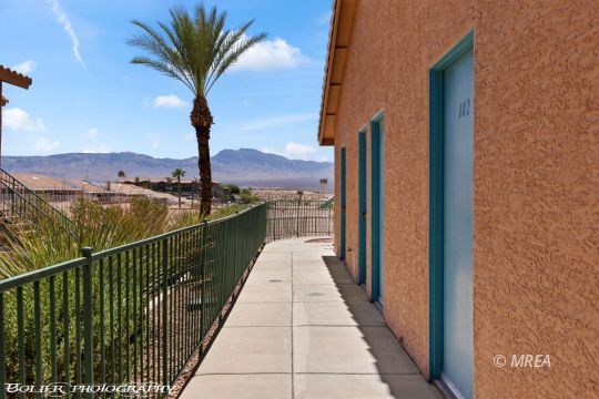 797 Springs Dr #102