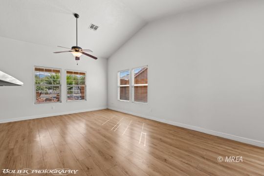 347 Ronnie Way
