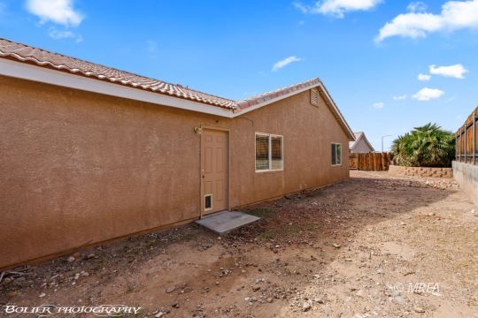 347 Ronnie Way