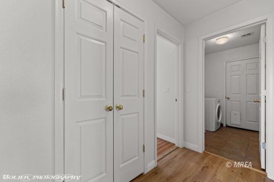 347 Ronnie Way