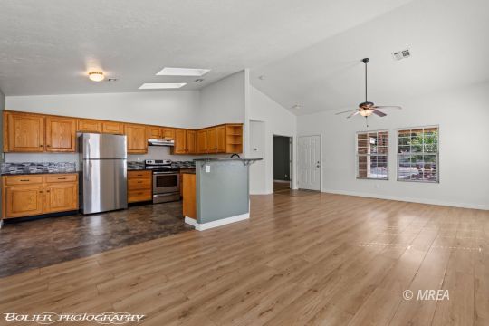 347 Ronnie Way