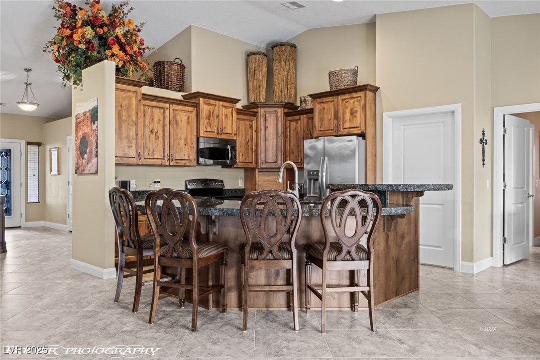 870 Santa Maria Way