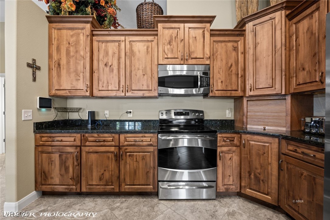 870 Santa Maria Way