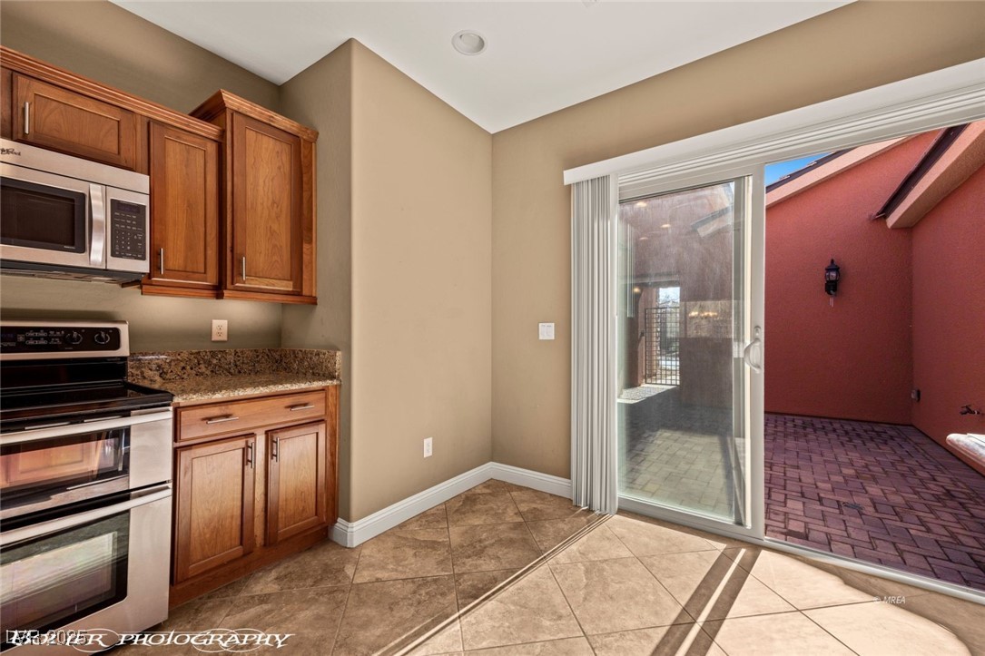 1455 Waterfall Lane