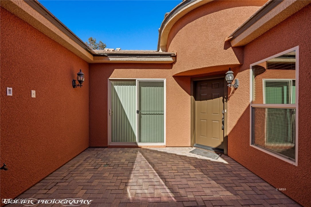 1455 Waterfall Lane