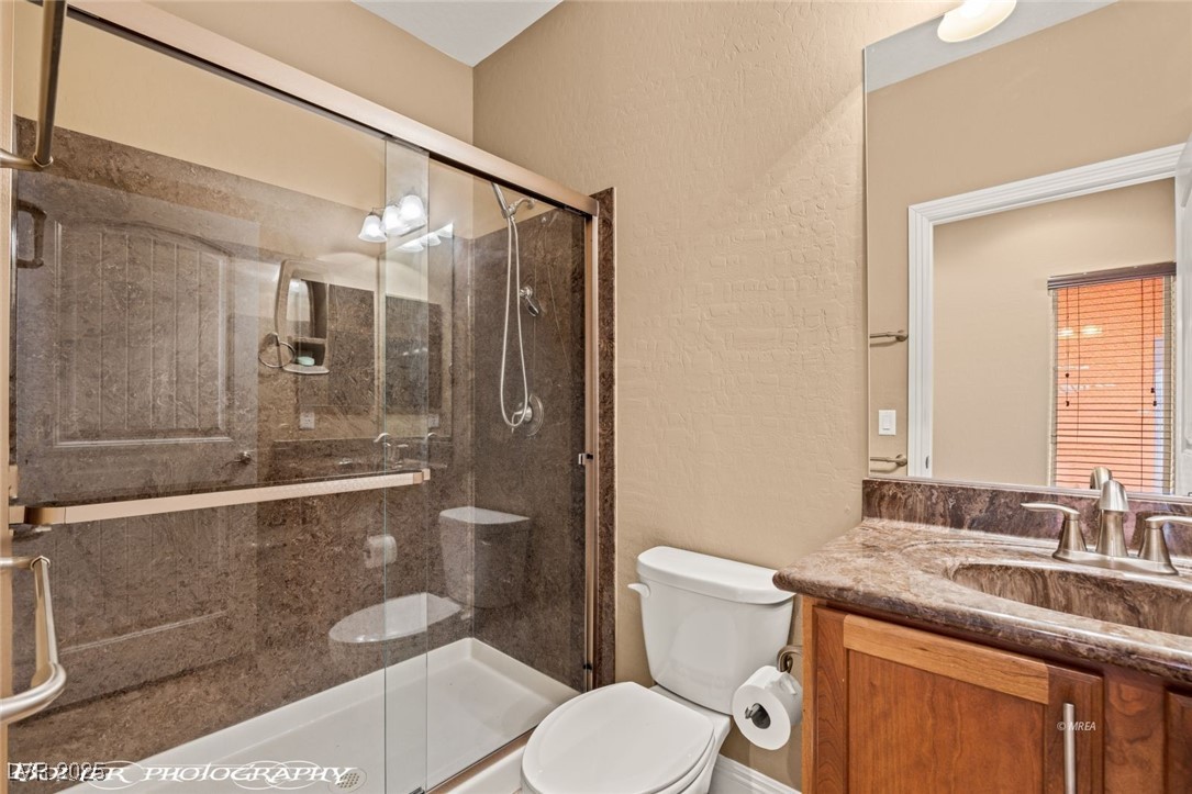 1455 Waterfall Lane