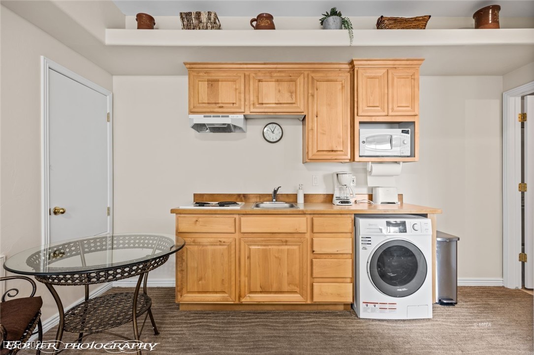 405 Paradise Parkway 170