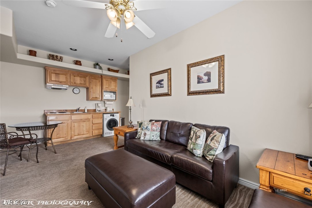405 Paradise Parkway 170
