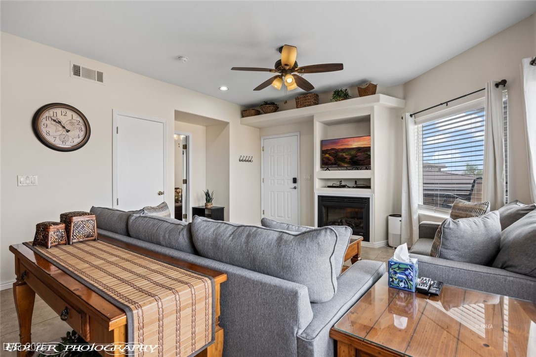 405 Paradise Parkway 170