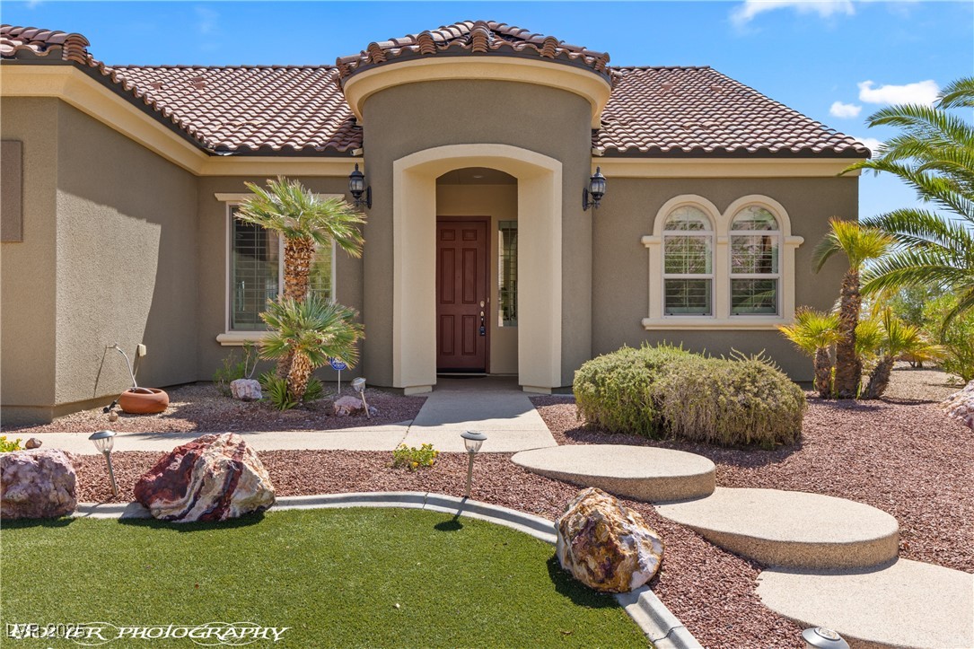 1348 Basin View