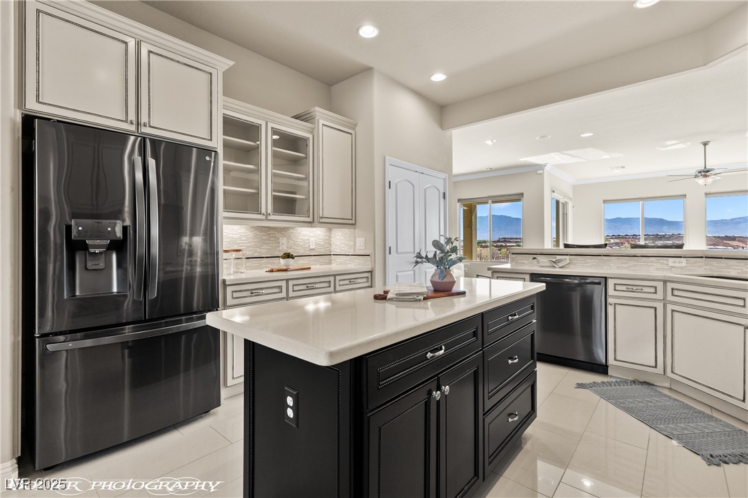 1348 Basin View